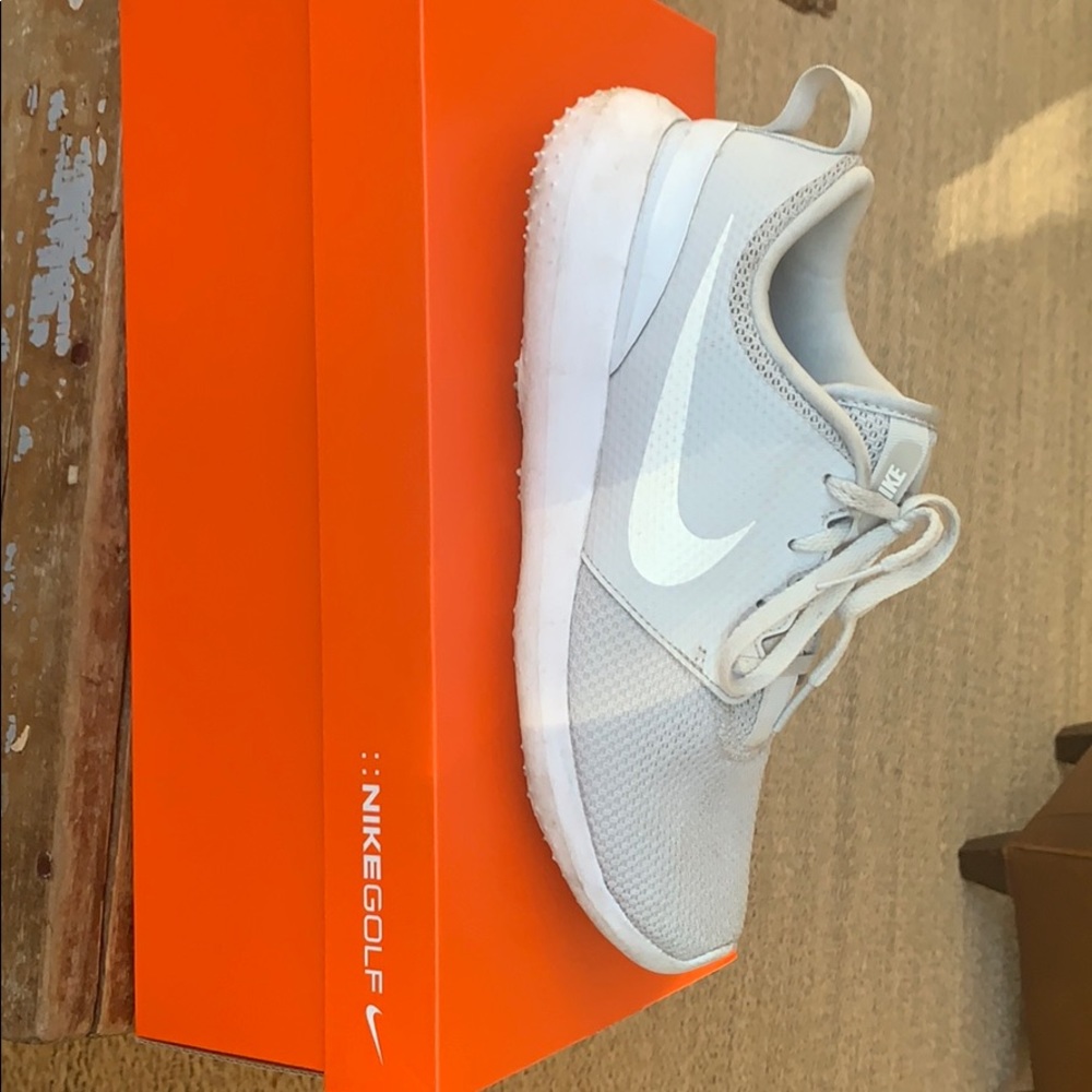 Men golf shoes